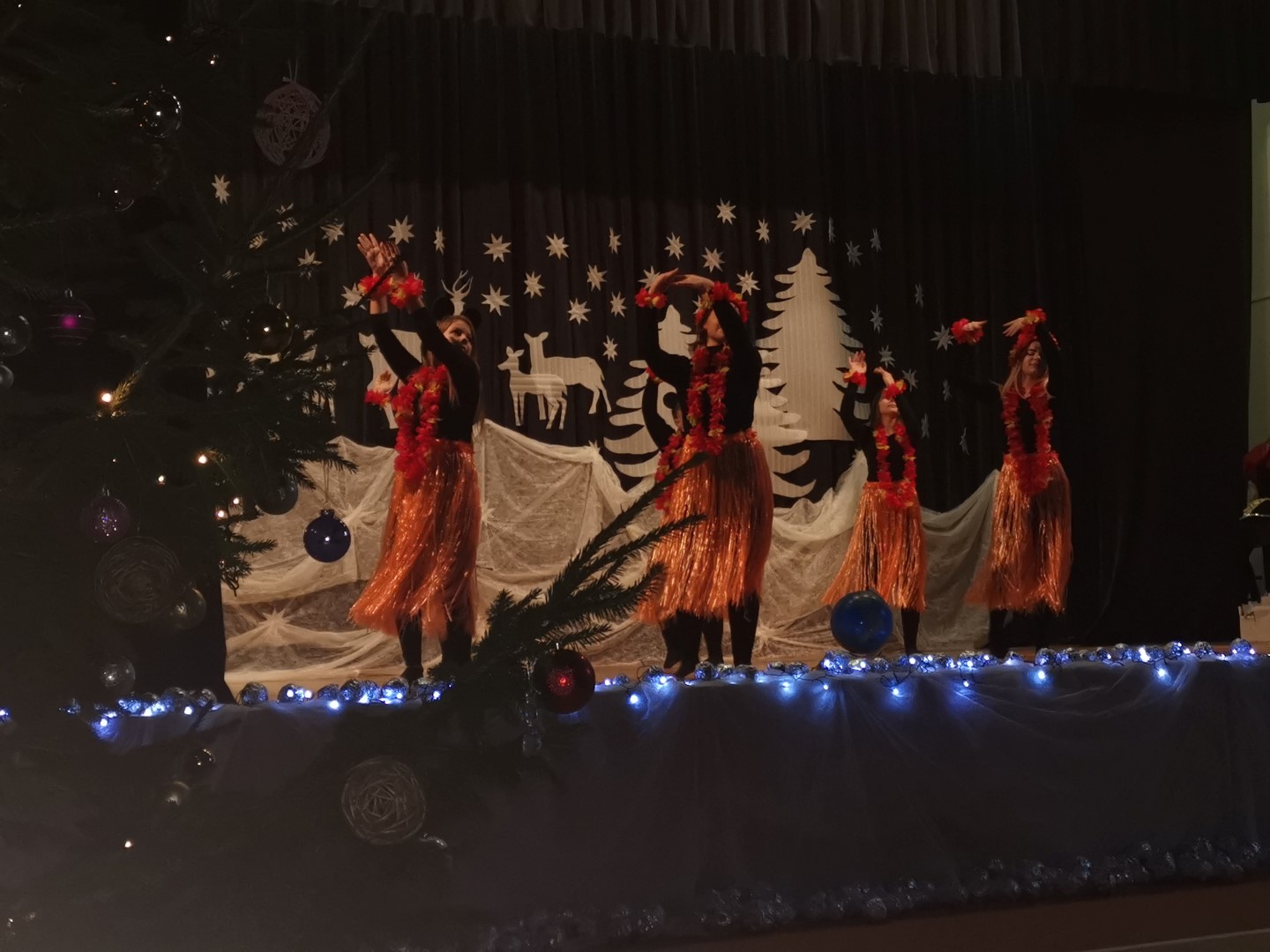 Kalėdų šventė gimnazijoje
