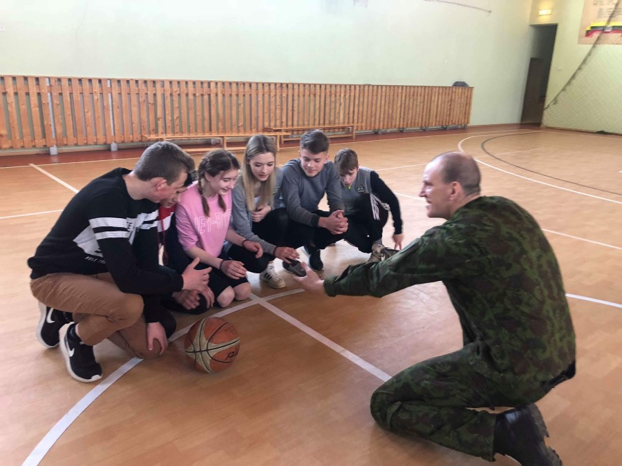 Nacionalinės gynybos diena Turgelių „Aistuvos“ gimnazijoje